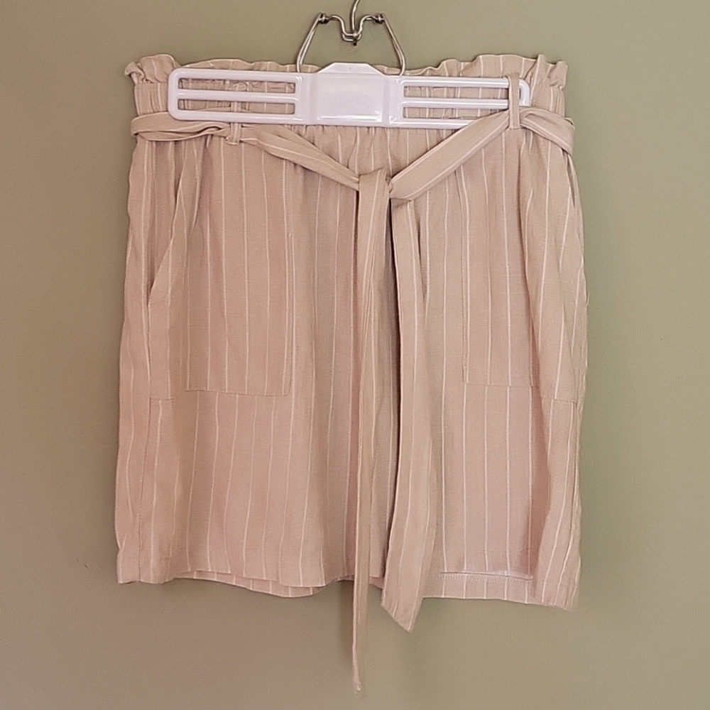 June & Hudson tan with white pinstrip mini skirt With Belt Sash vintage Medium